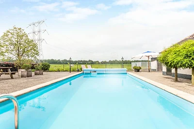 Ferienhaus in Oisterwijk mit Schwimmbad