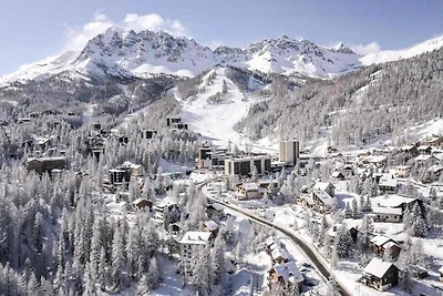 Apartment in Vars Les Claux an den Skipisten