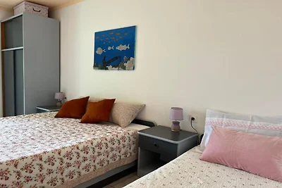 Appartamento monolocale con balcone a Podaca