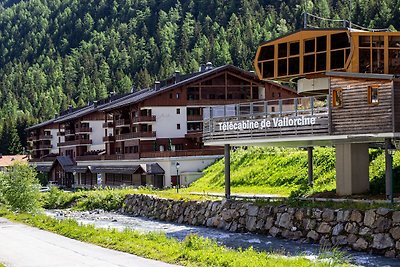 Apartment in a mountain village in Savoie