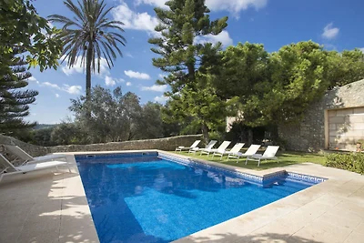 Modernes Landhaus in Lloseta mit eigenem Pool