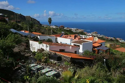 Wohnung in El Tanque mit Garten