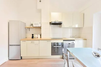 Moderne 3-Zimmer-Wohnung im Stadtzentrum, 1 M...