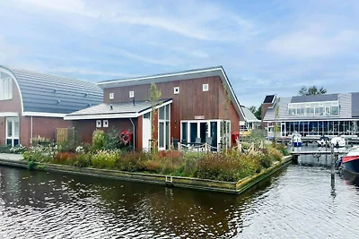 Bestes modernes Haus in der Nähe von Wasser