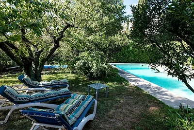 Villa in Vence mit Schwimmbecken