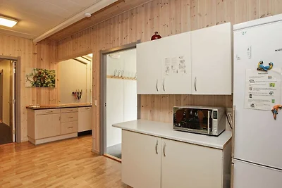 20 Personen Ferienhaus in Øster Assels