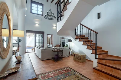 Haus in Nerja mit Pool und Meerblick