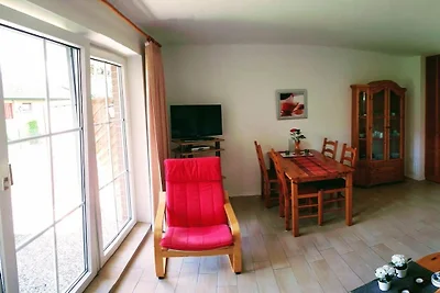 Freundliche Ferienwohnung mit Garten