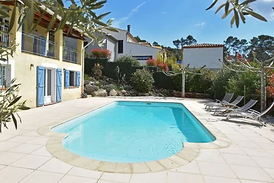 Confortevole villa con piscina privata