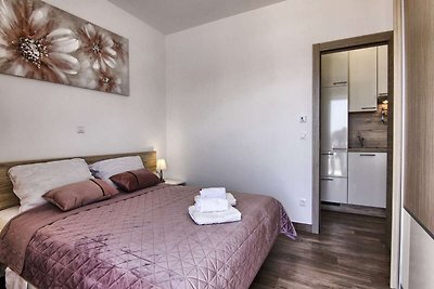 Apartments Victoria - One Bedroom Apartment w...