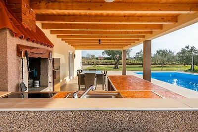 Schönes Ferienhaus in Novigrad mit privatem...