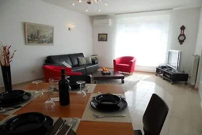 Villa a Barasso vicino al centro