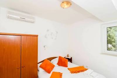 Guest House Daniela - Double Room with Privat...