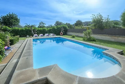 Villa Can Bandera