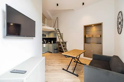 A/C Mezzanine Apt 1BR/2P - Place Garibaldi