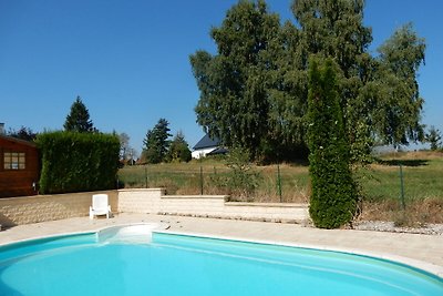 Modernes Ferienhaus mit Pool in Phalsbourg