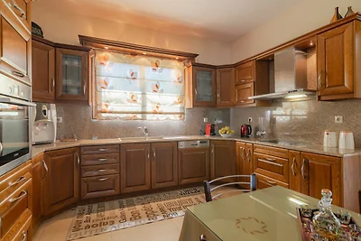 Villa in Prines met Privézwembad