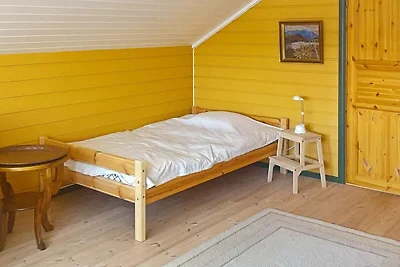 10 Personen Ferienhaus in Follafoss-By Traum
