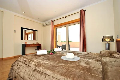 Villa Florida con 10 camere da letto