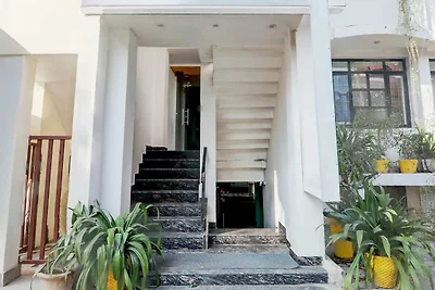 Hotel O Insaf Nagar Munshipuliya