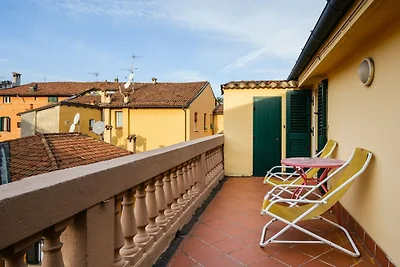 Wohnung in Bologna mit Balkon und Parken