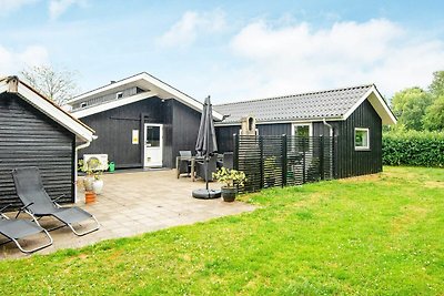 6 Personen Ferienhaus in Sjølund