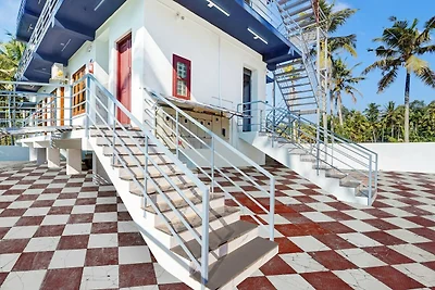 Hotel O Kazhakuttam Vadakkumbhagam