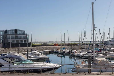 Apartment mit privatem Balkon in Marina