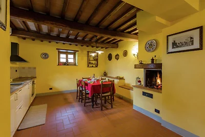 Lussuosa villa con piscina a Cortona