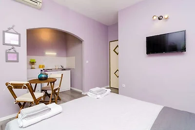 Apartment Tenega - Studio Apartment with City...
