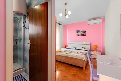 Apartment mit einem Schlafzimmer in...