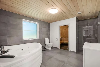 Luxe strandhuis in Henne