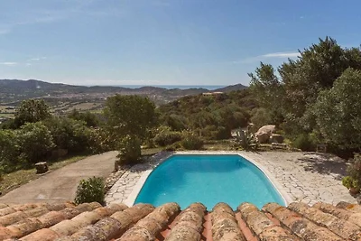 Villa in VILLASIMIUS mit Schwimmbecken