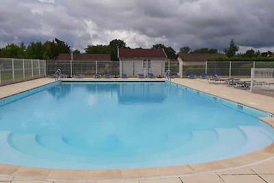 Schönes Ferienhaus mit Gemeinschaftspool