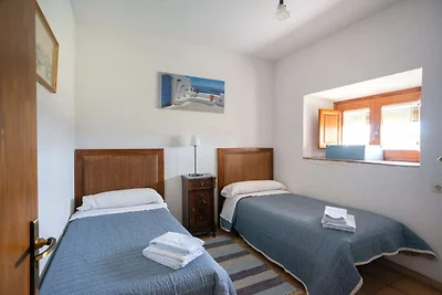 Accogliente casa vacanze con piscina