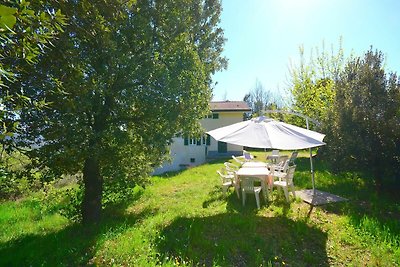 Atemberaubendes Cottage mit Balkon in Sesta...