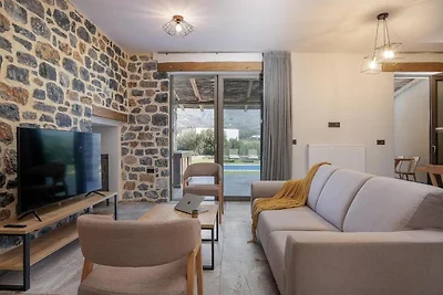 Elegante Villa mit Poolzugang für 5 Personen