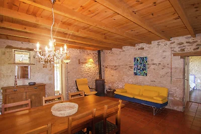 Casa unifamiliare con terrazza e giardino