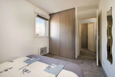 Appartement aan zee met zwembad