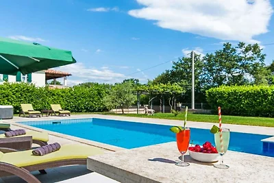 Villa in Barban mit Schwimmbecken