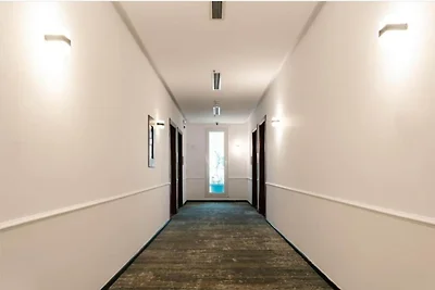 Stilvolle Zimmer mit Kingsize-Bett |Gateway...