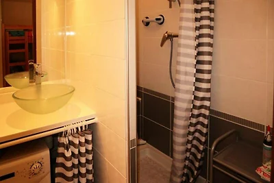 Wohnung in Le Pouzenc in der Nähe eines...