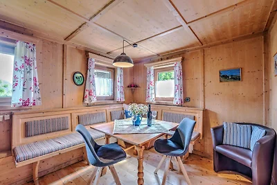 Einladendes Ferienhaus in Tirol
