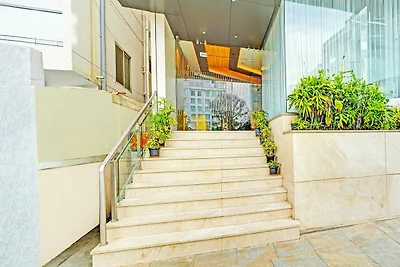 Super Townhouse Indiranagar