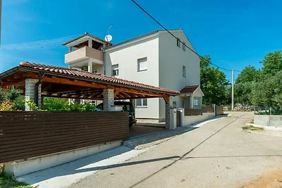 Villa a Stankovci con piscina