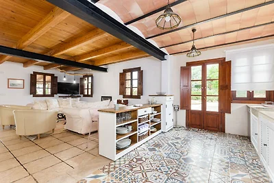Villa a Llucmajor con piscina