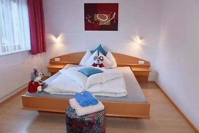Bella casa vacanze a Samnaun con giardino