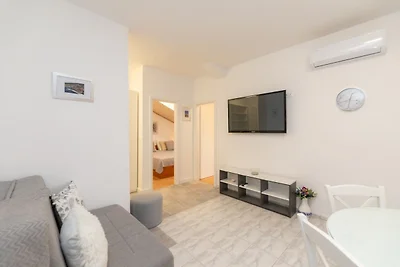 Villa Supetar Garden - Standard Two Bedroom A...
