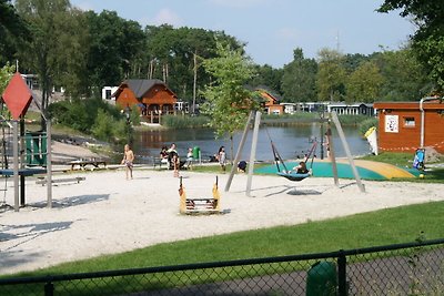 Chalet met magnetron bij de Brunssummerheide