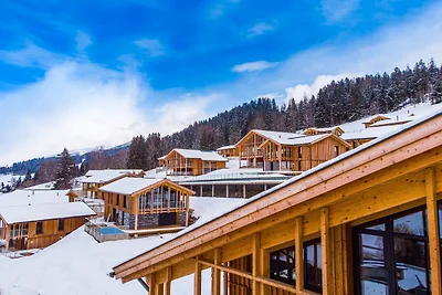 Majestätisches Chalet mit Pool und Sauna
